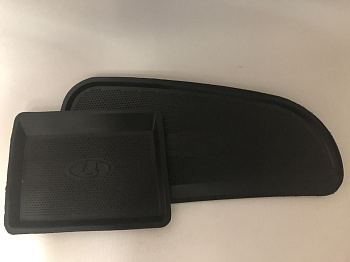 Коврик противоскользящий на панель приборов "KIA"