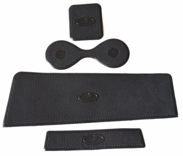 коврик на панель ларгус